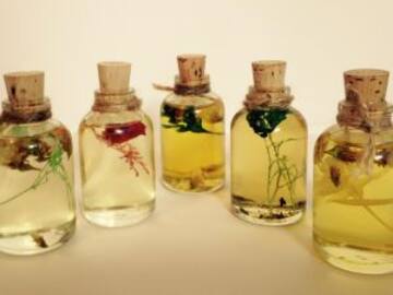 Aceites esenciales, aumentan el tamaño de los pechos en los hombres