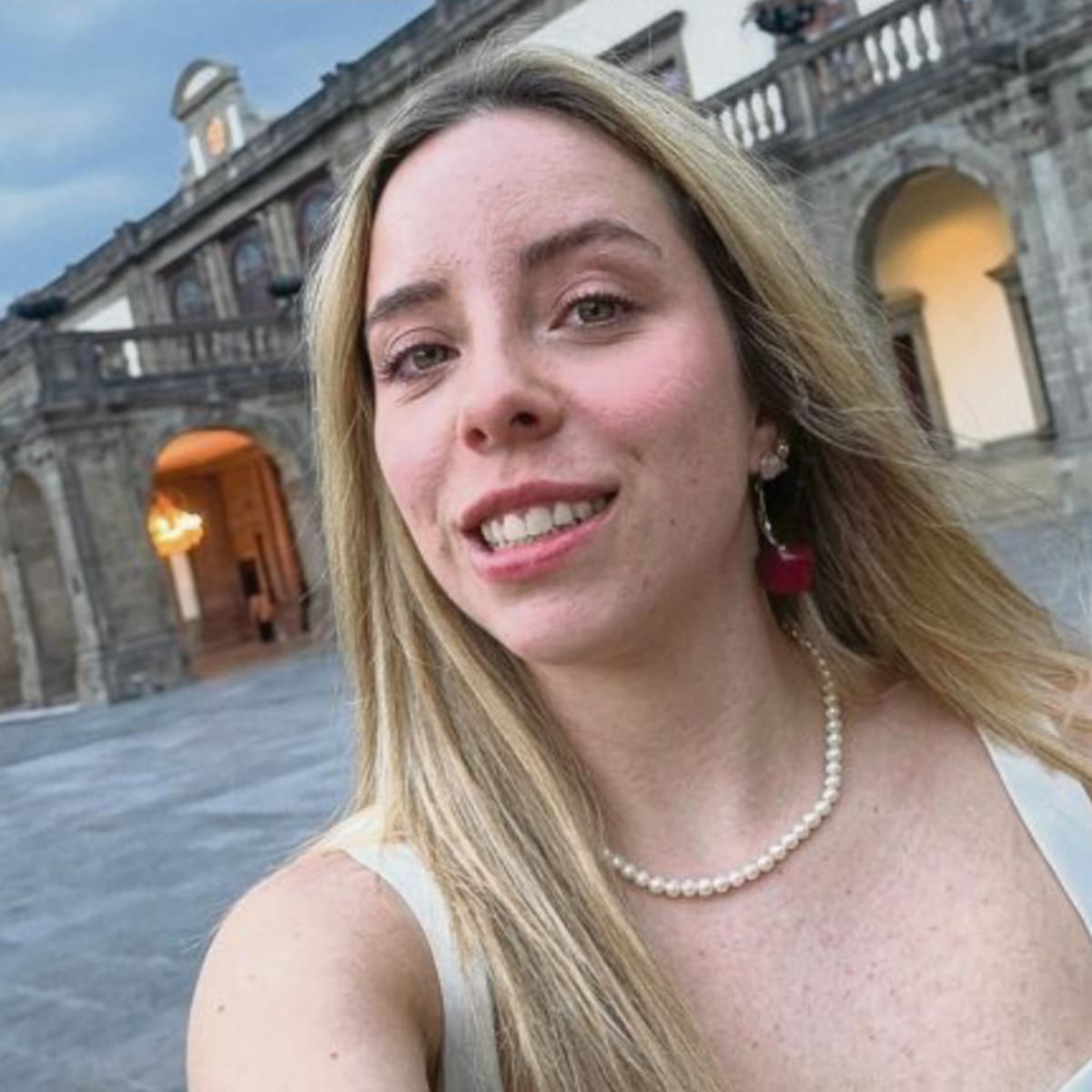Influencer se hace viral al decir que le rentaron el Castillo de Chapultepec para su boda y las autoridades le contestan