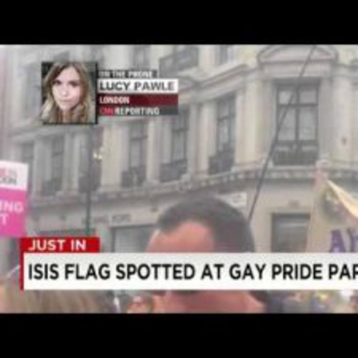 CNN confunde bandera del Estado Islámico con una de dildos.