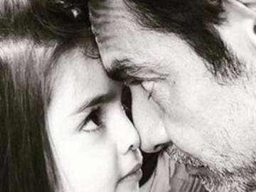 Así reaccionó Aitana Derbez al enterarse que es tía