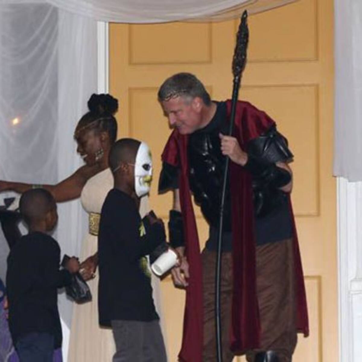 Una niña encuentra metanfetamina en sus caramelos de Halloween