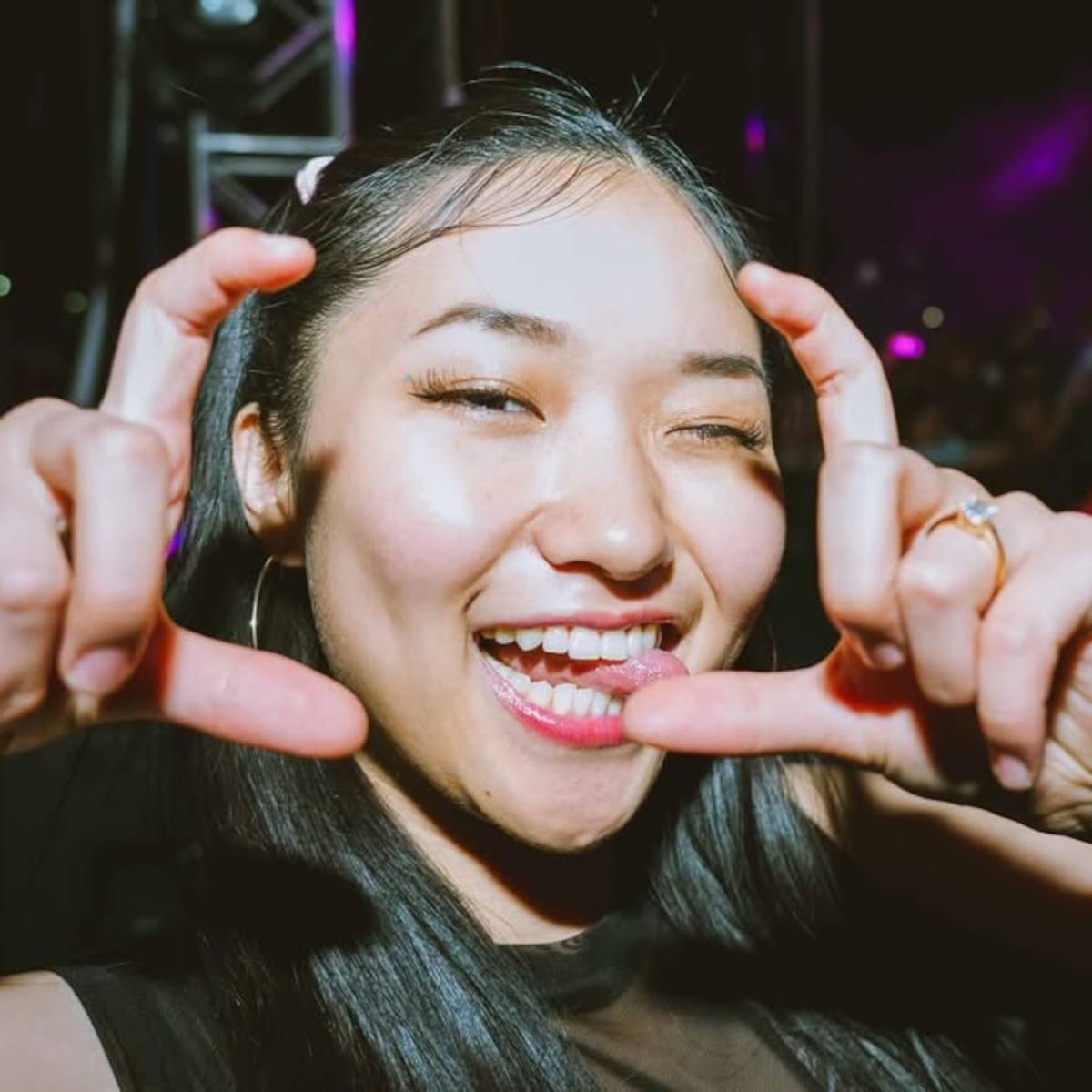 La Coreañera: ¿quién es la artista que mezcla culturas y llega al Vive Latino 2026 junto a Maldita Vecindad?