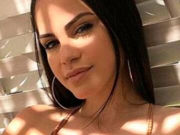 ASÍ DE SENSUAL SE MOSTRÓ NATTI NATASHA CON ESTE VESTIDITO