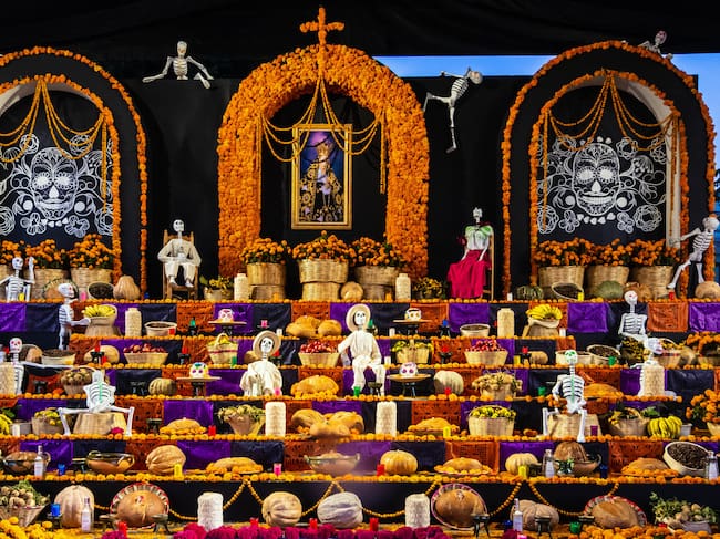 Orden de las fechas en que regresan los muertos a visitarnos en México