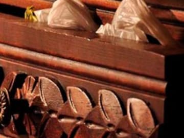 Encontró 95 mil euros en un mueble viejo y no creerás lo que hizo con ellos