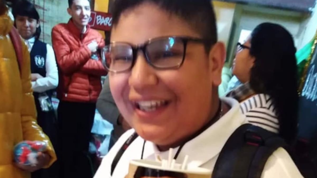 Pide en intercambio taza de Rick y Morty y recibe una de Ricky Martin