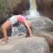 La caída de Edgar versión yoga