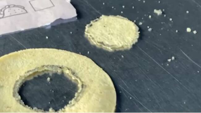 "El juego de a tragar", parodia de "El juego del calamar"