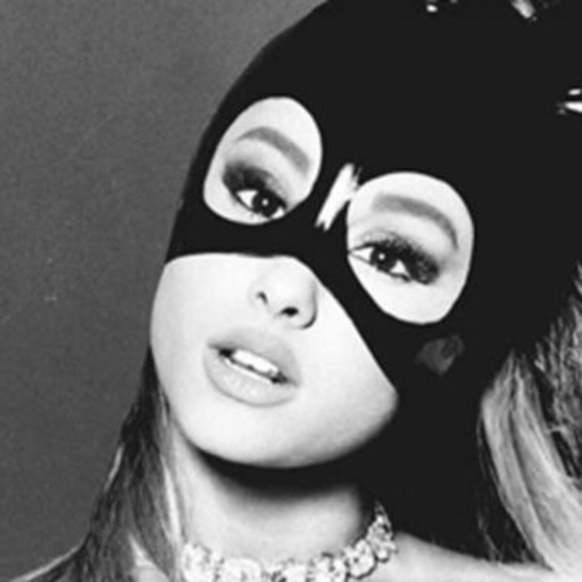 Ariana Grande - Dangerous Woman