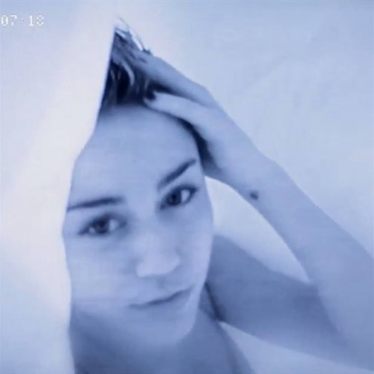 Miley Cyrus se masturba