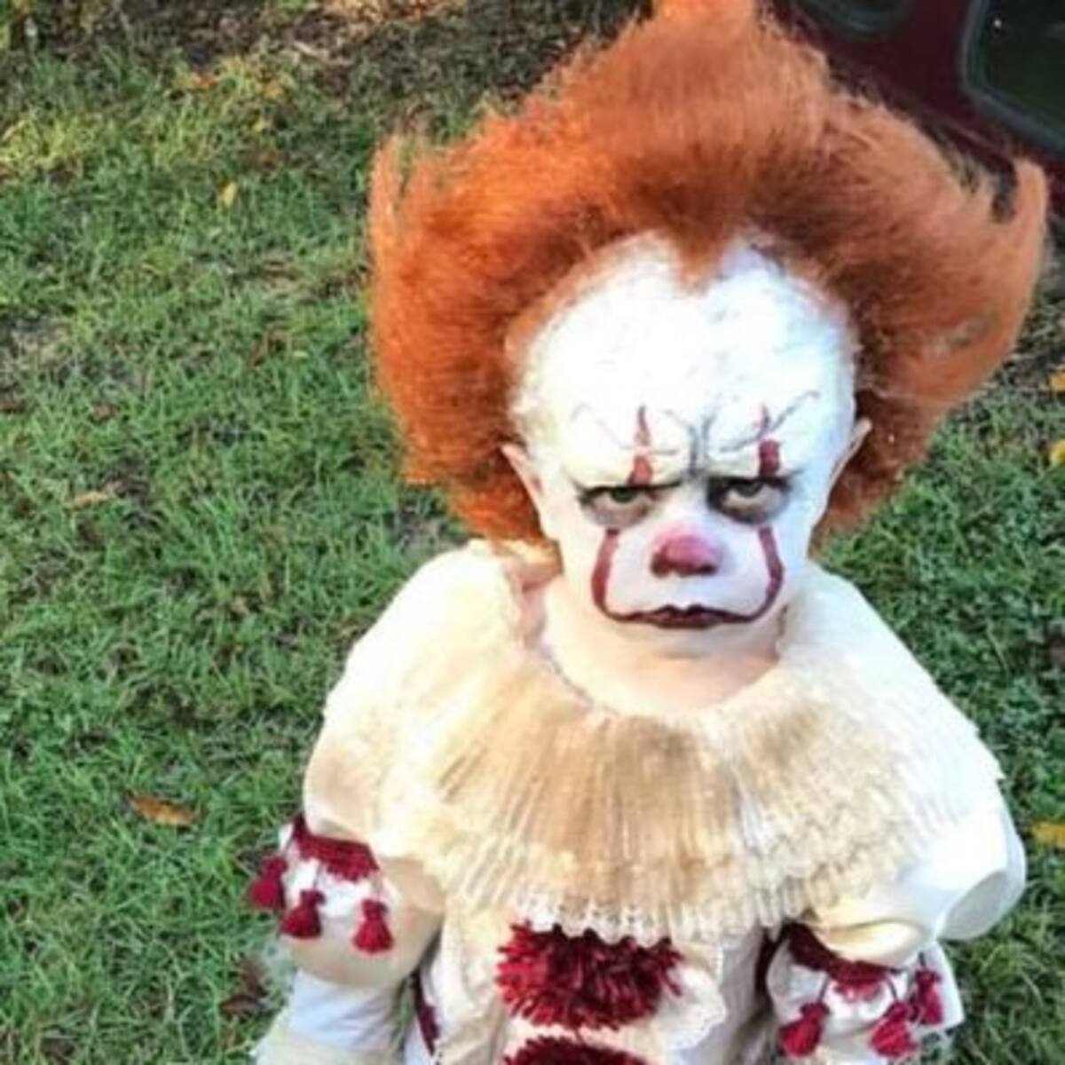 Su disfraz de Pennywise quedó tan feo que lo convirtieron en meme