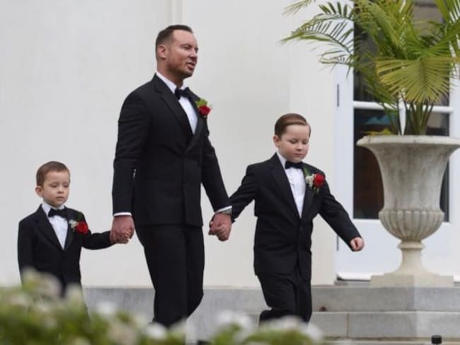 Para él, lo más importante es enseñarle a sus hijos el respeto hacia las mujeres