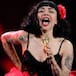 Mon Laferte lanza su nuevo sencillo “Se me va a quemar el corazón”