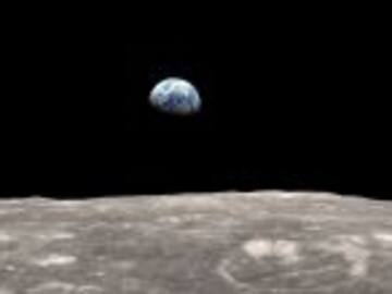 ¿Cómo se lava el cabello en el espacio?