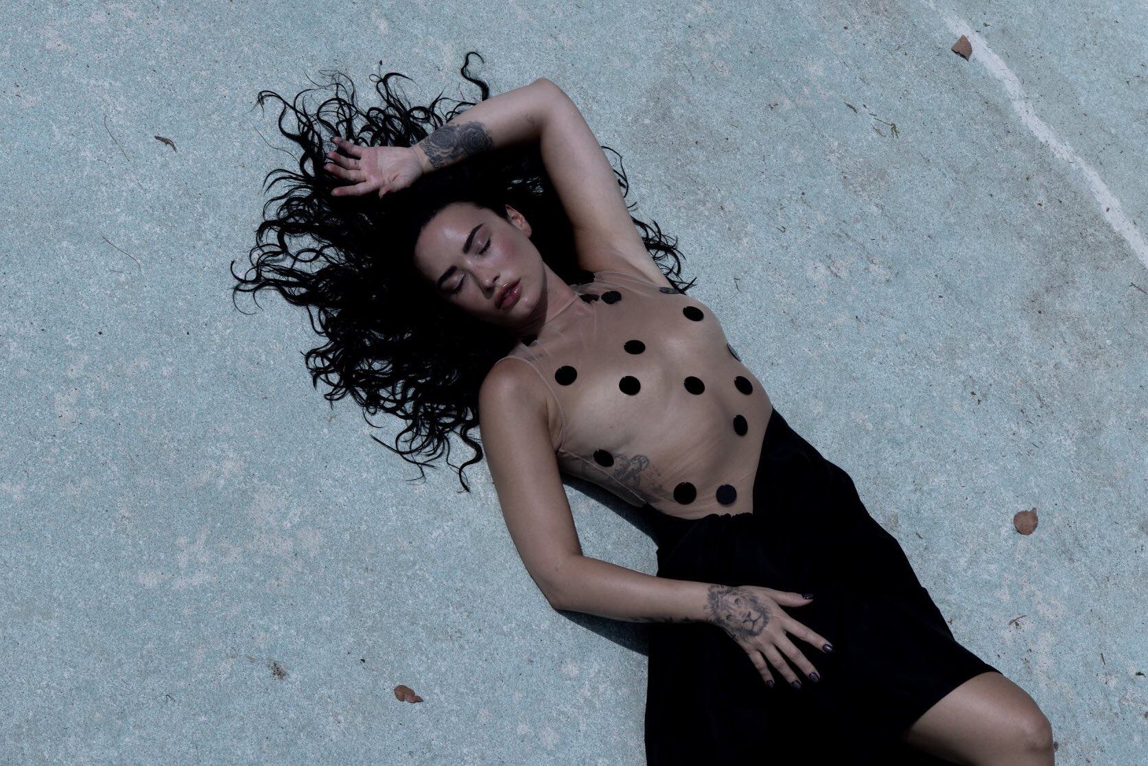 CL - Demi Lovato para Paper