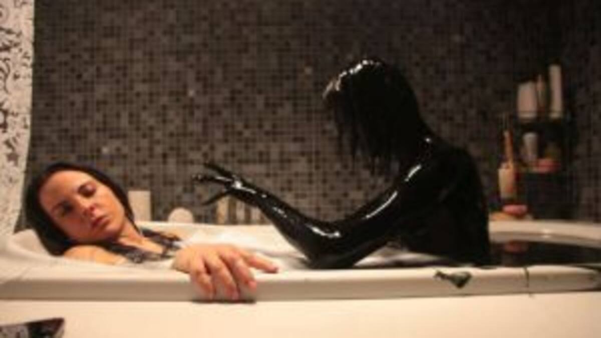 Kate del Castillo debuta en cine de terror con Visitantes