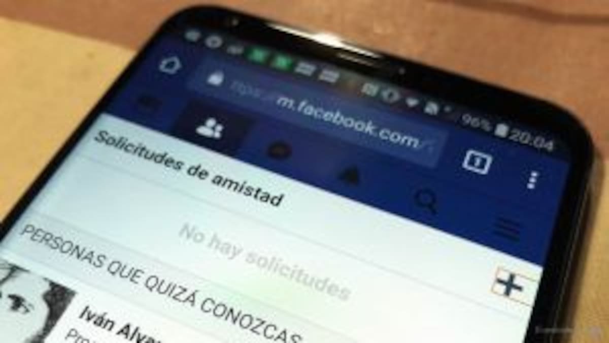 Herramienta de Facebook que permite calificar a sus usuarios en una escala de confiabilidad