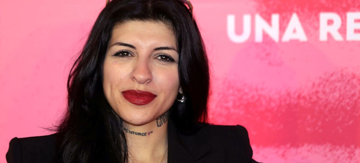 Cazzu publica en medio de polémica entre Angela Aguilar y christian nodal