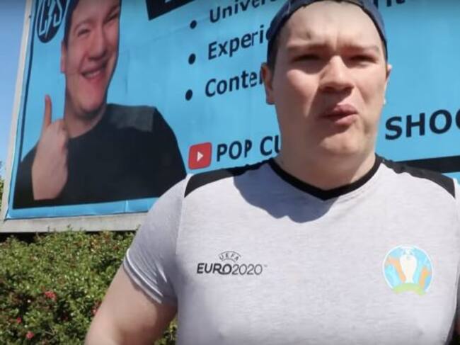 Pagó lo equivalente a 11 mil pesos para que vieran su CV y nadie lo contrató