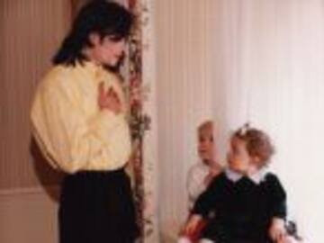 Hija de Michael Jackson publica un topless por una fuerte razón