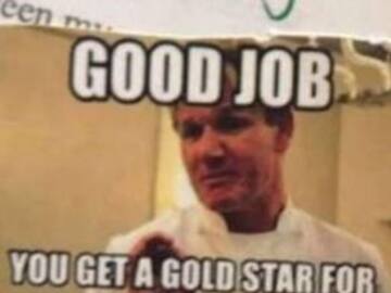 Maestra califica a sus alumnos con memes