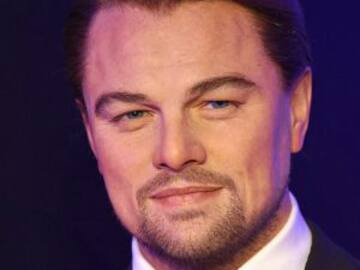 Leonardo DiCaprio salta a lago congelado para rescatar a sus perritos