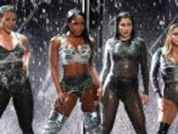 Fifth Harmony tira del escenario a Camila Cabello