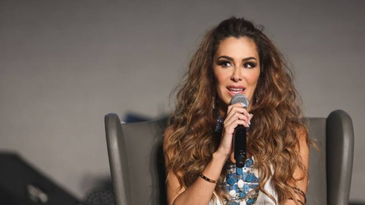 Ninel Conde publica sexy foto para agradecer a sus fans
