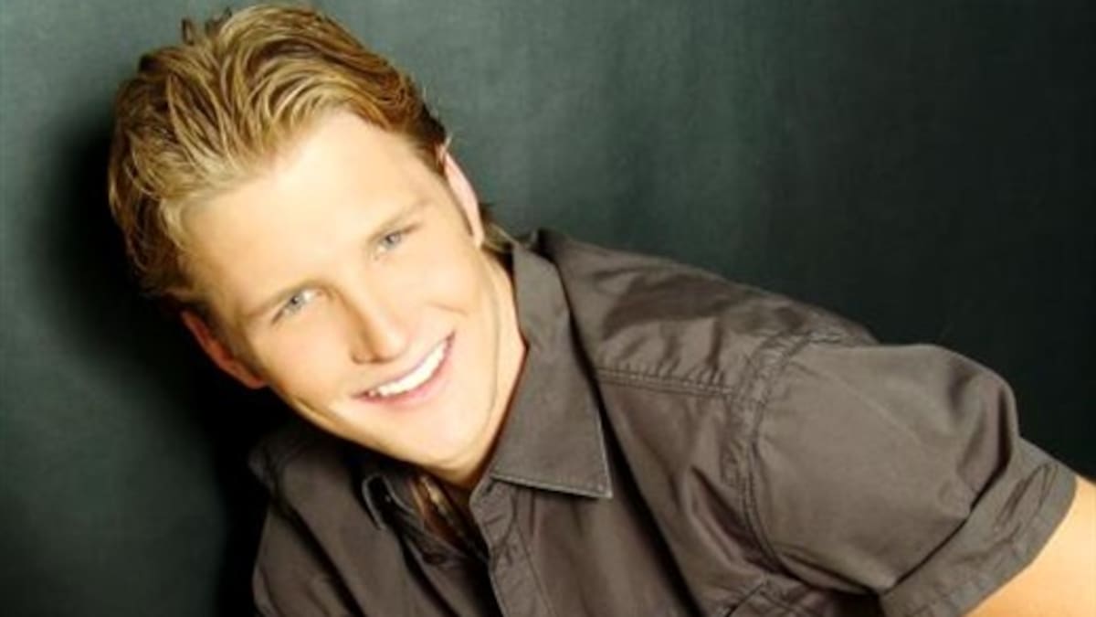 Alexander Acha comienza la promoción de su nuevo disco