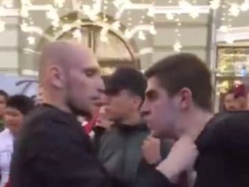 "Güero, trankilovsky", dice mexicano para calmar riña en Rusia