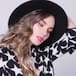 Belinda criticada por usar una prenda muy polémica