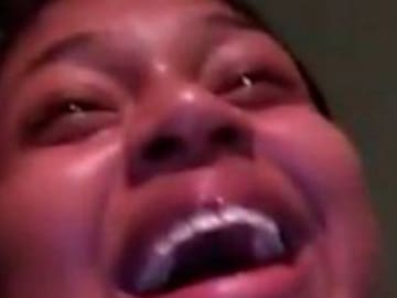 Se viraliza por confundir labial con relajante muscular íntimo