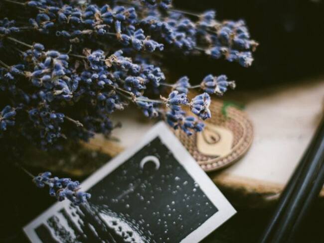 Hay muchas cosas detrás de las brujas que te van a interesar...