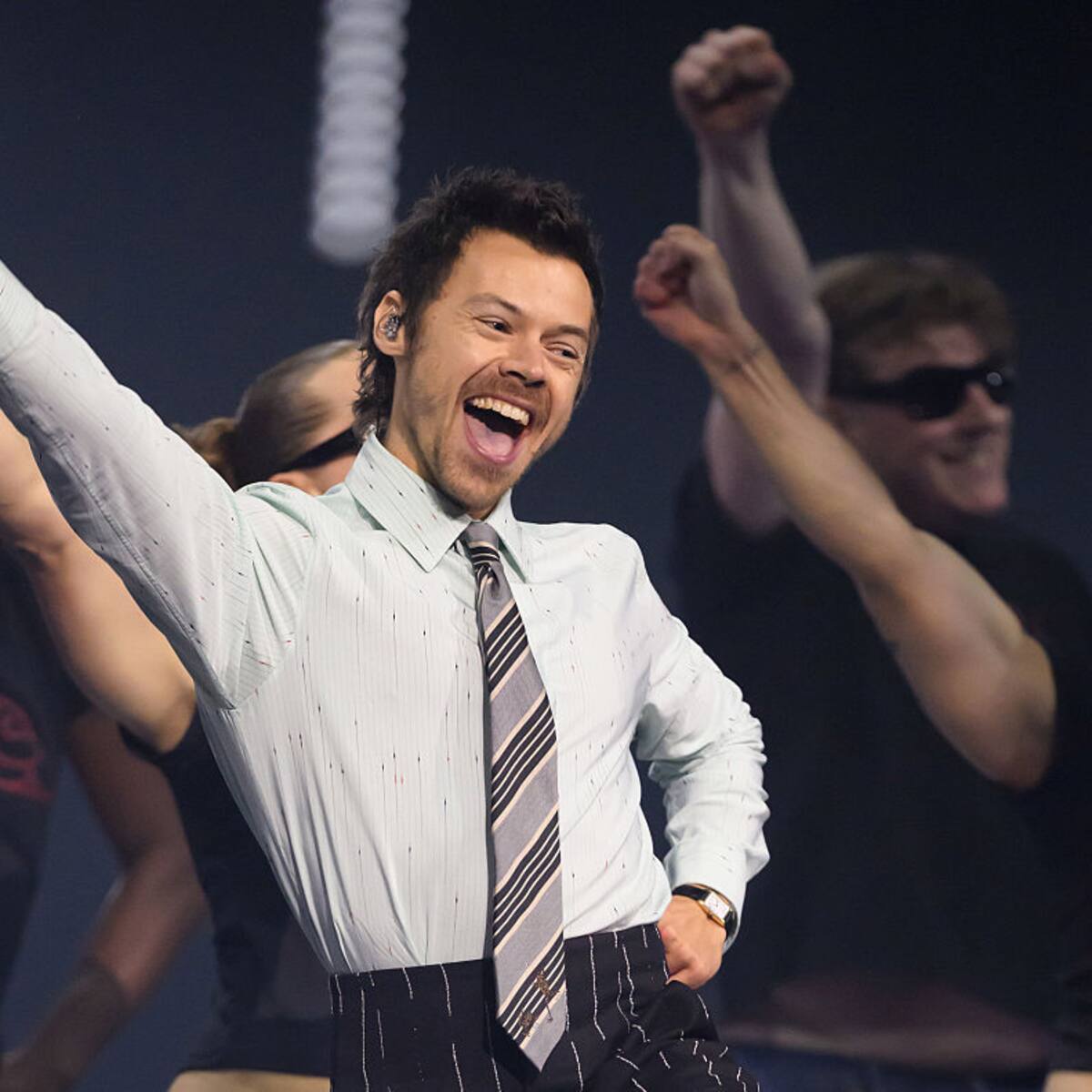 Así fue la caída que Harry Styles sufrió en uno de sus conciertos de la CDMX