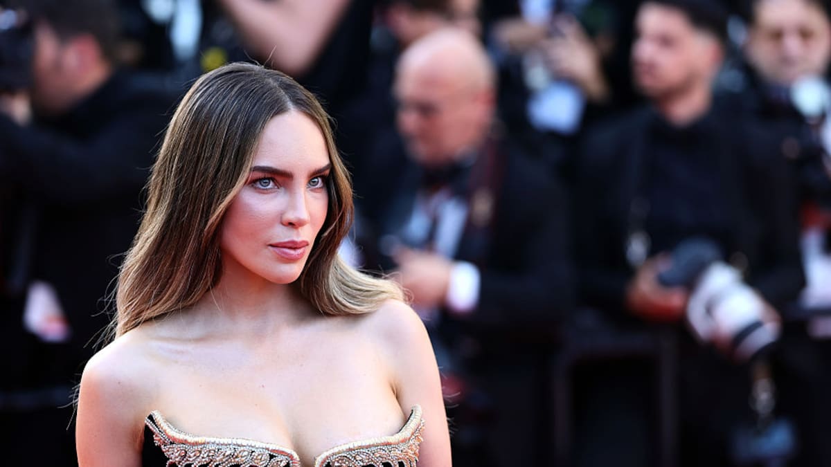 Belinda se vuelve viral al asaltar microbús, ¿cómo se relaciona esto con Los Ángeles Azules?