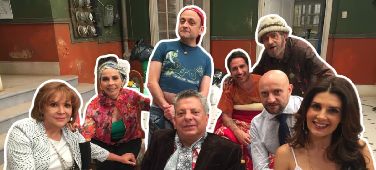 Elenco de Vecinos durante la grabación de la serie