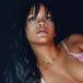 Rihanna posa en sexy lencería