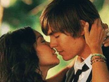 Vanessa Hudgens habla sobre su relación con Zac Efron