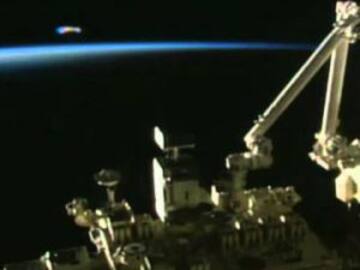 ¿OVNI aparece en video de la NASA?