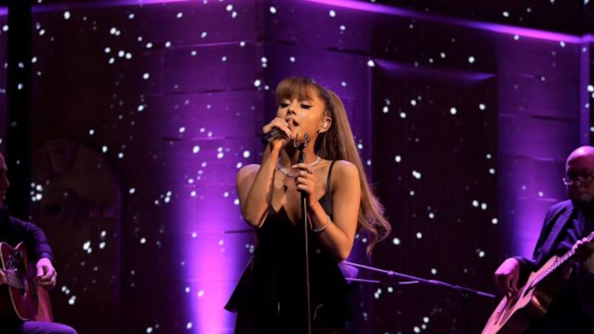 Ariana Grande reaparece para revelar un gran secreto