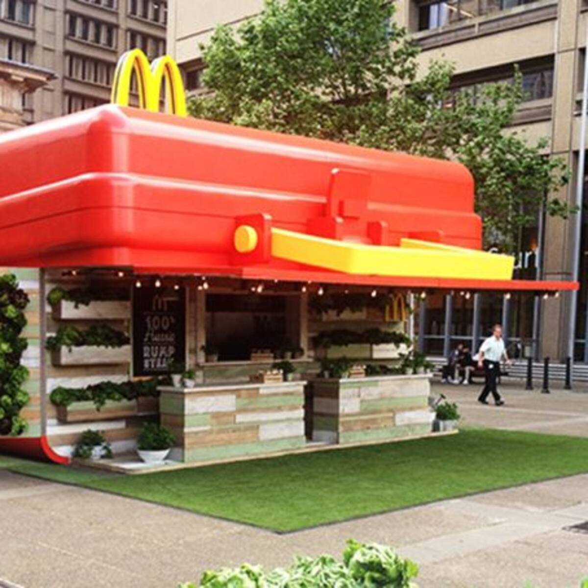 Curioso restaurante en forma de una Lonchera