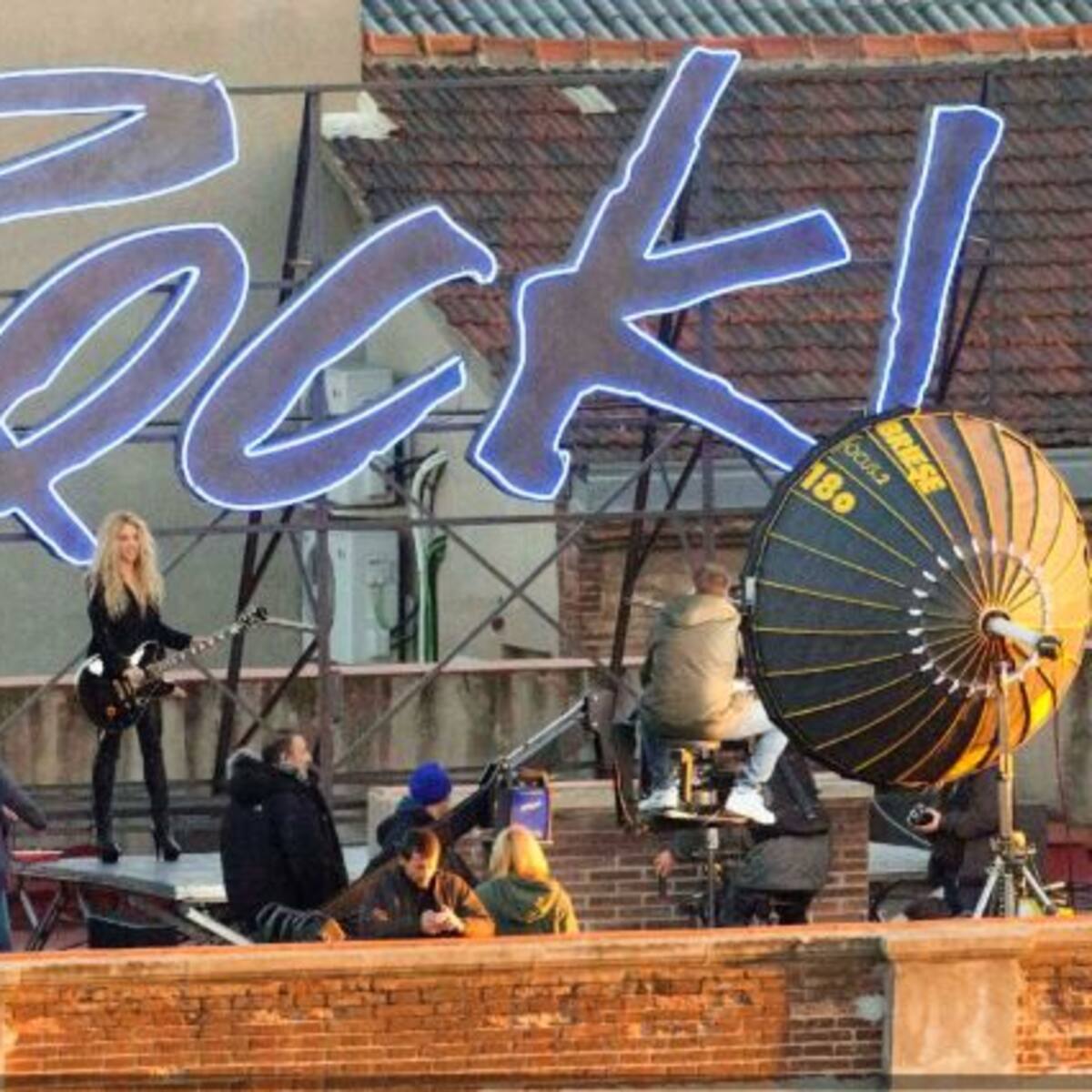 Shakira presentó en Barcelona ‘Rock!’