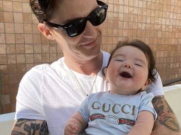 Drake Bell publica foto con su hijo y después se arrepiente