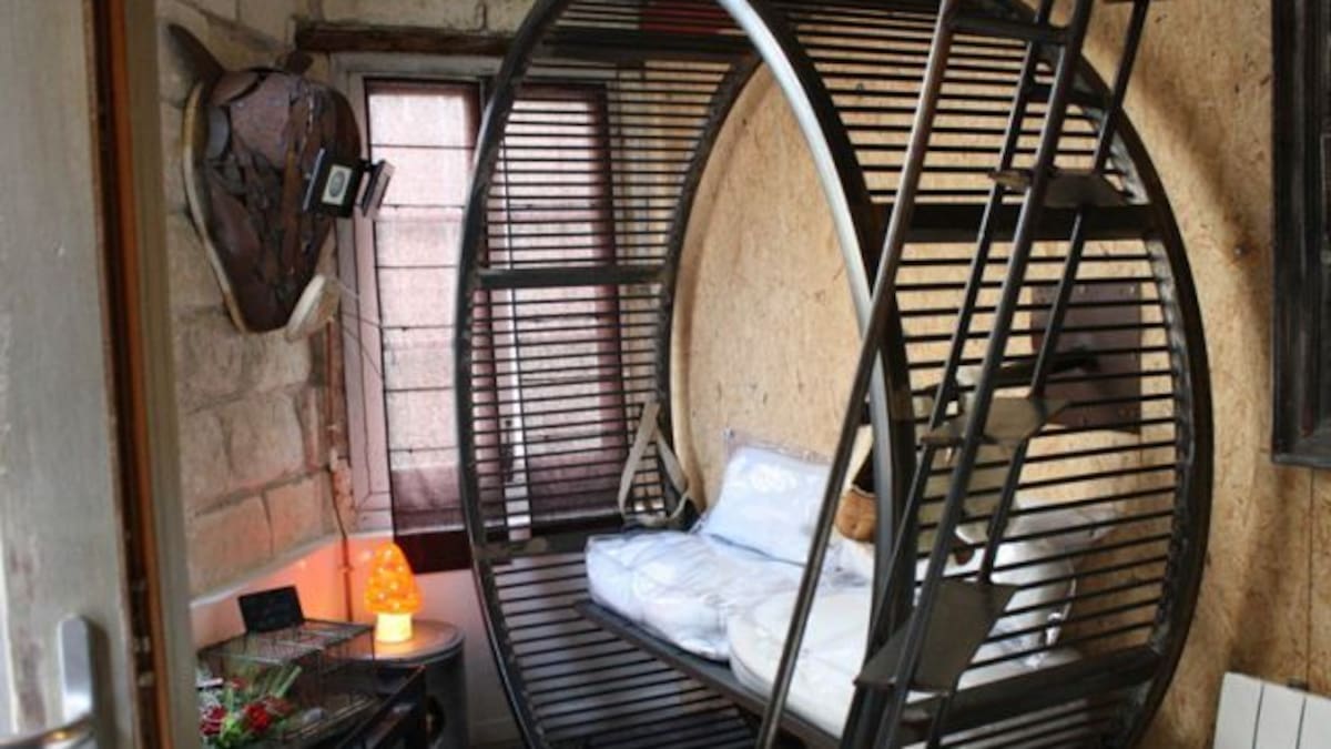Hotel para humanos que se sienten ratas