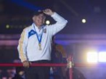 Tigres celebró afeitando al Tuca