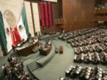 Le roban celular en plena cámara de diputados