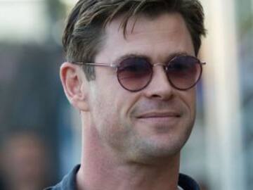 Chris Hemsworth es el más sexy lavando los platos