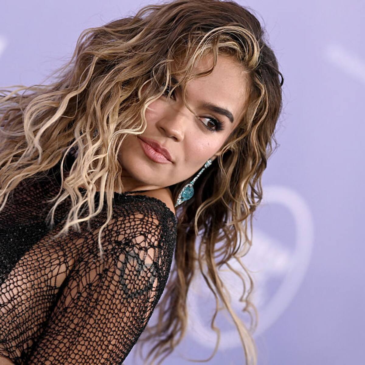 Karol G sorprende con confesión sobre una expareja durante el concierto de Rosalía: “Me volví experta”