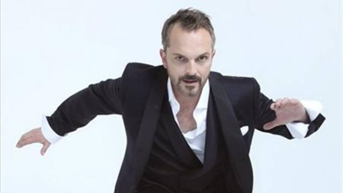 Describe Miguel Bosé a 'Cardio'
