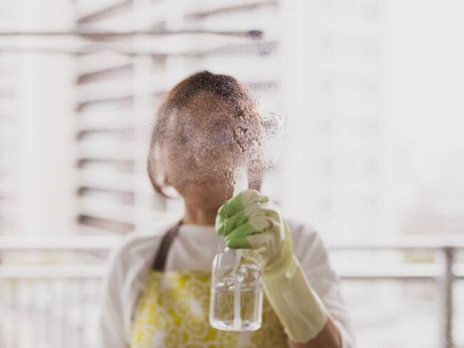 Mujer será indemnizada por su ex tras trabajo doméstico por 30 años